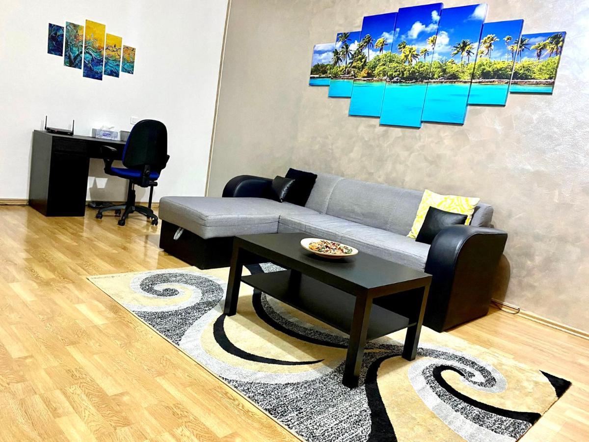 Sky Modern 1 Bedroom Apt W Free Parking Букурещ Екстериор снимка